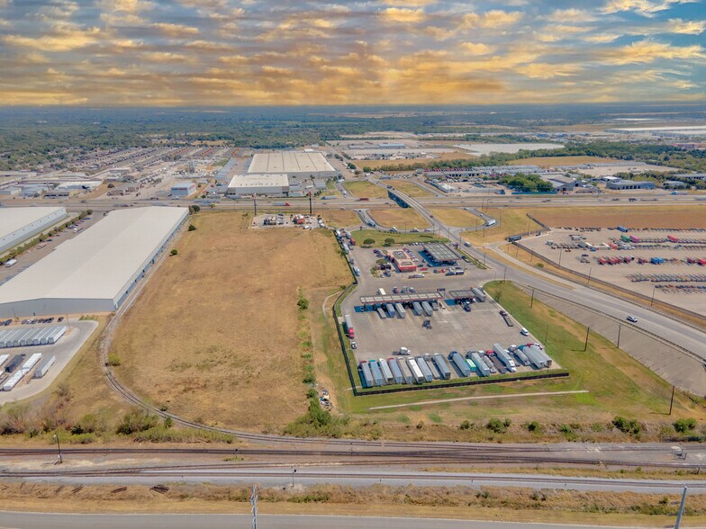 1709 IH-45, Hutchins, TX à vendre - Photo du bâtiment - Image 2 de 11