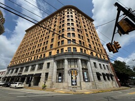 The Fayette Building - Parc de stationnement couvert