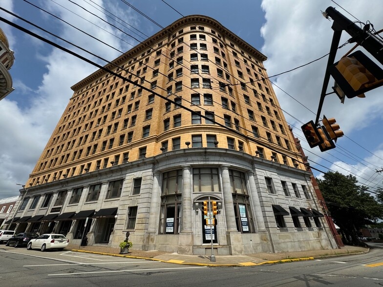 52 W Main St, Uniontown, PA for sale - Building Photo - Image 2 of 42