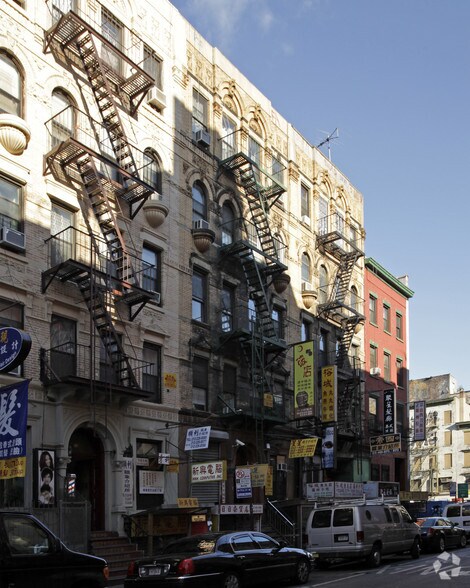 19 Eldridge St, New York, NY à louer - Photo du bâtiment - Image 1 de 4