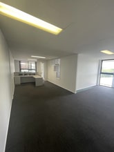 107 Dandenong Rd, Jamboree Heights for lease Interior Photo- Image 1 of 10