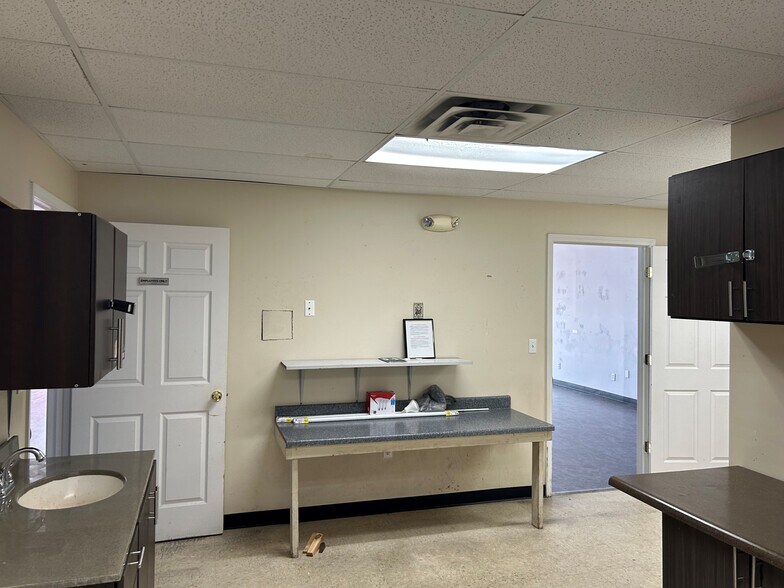 640 River Ridge Plz, Brandenburg, KY à louer - Photo du bâtiment - Image 3 de 10