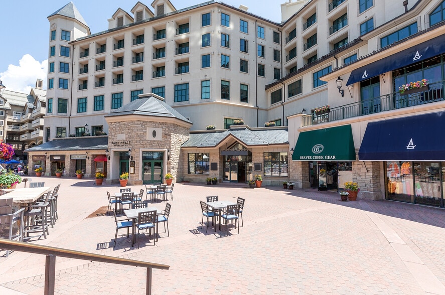 136 E Thomas Pl, Beaver Creek, CO à louer - Photo du bâtiment - Image 1 de 18