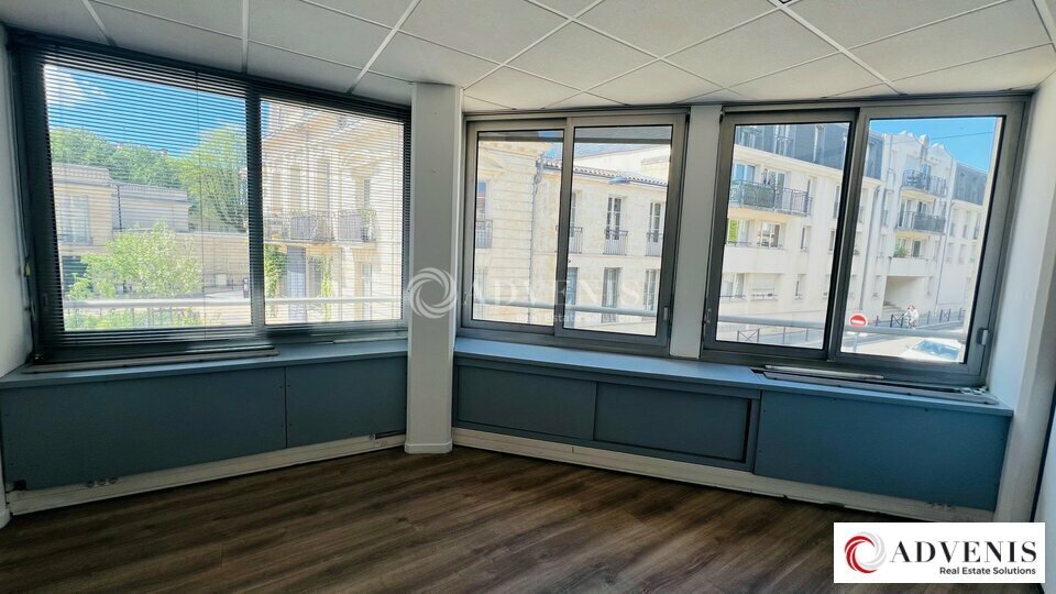 17 Rue De Rivière, Bordeaux for lease - Interior Photo - Image 1 of 7