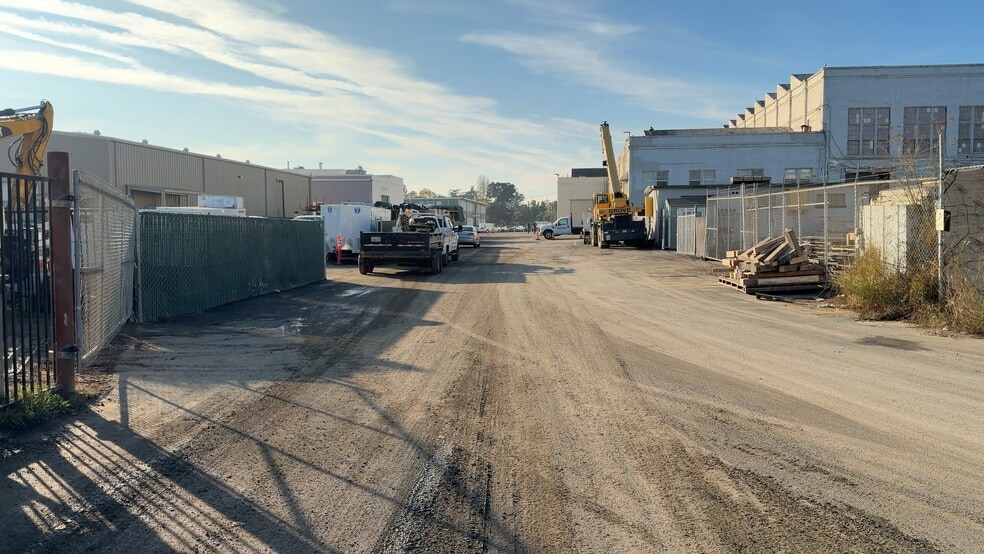 2900 Main St, Alameda, CA for lease - Commercial Listing Video - Image 3 of 4