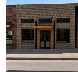Plus de détails pour 210 W Franklin St, Waxahachie, TX - Commerce de détail à louer
