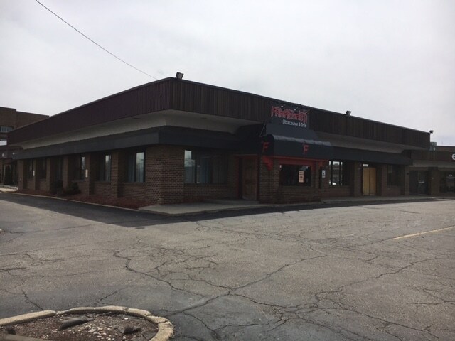 6810 S Cedar St, Lansing, MI for lease - Building Photo - Image 1 of 4