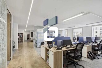 11-19 Rue De La Vanne, Montrouge for lease Interior Photo- Image 2 of 14