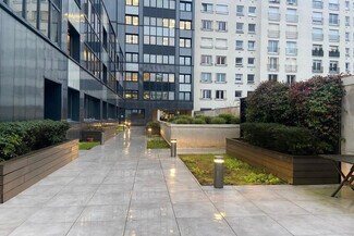 Plus de détails pour 32 Rue De Bellevue, Boulogne-Billancourt - Bureau à louer