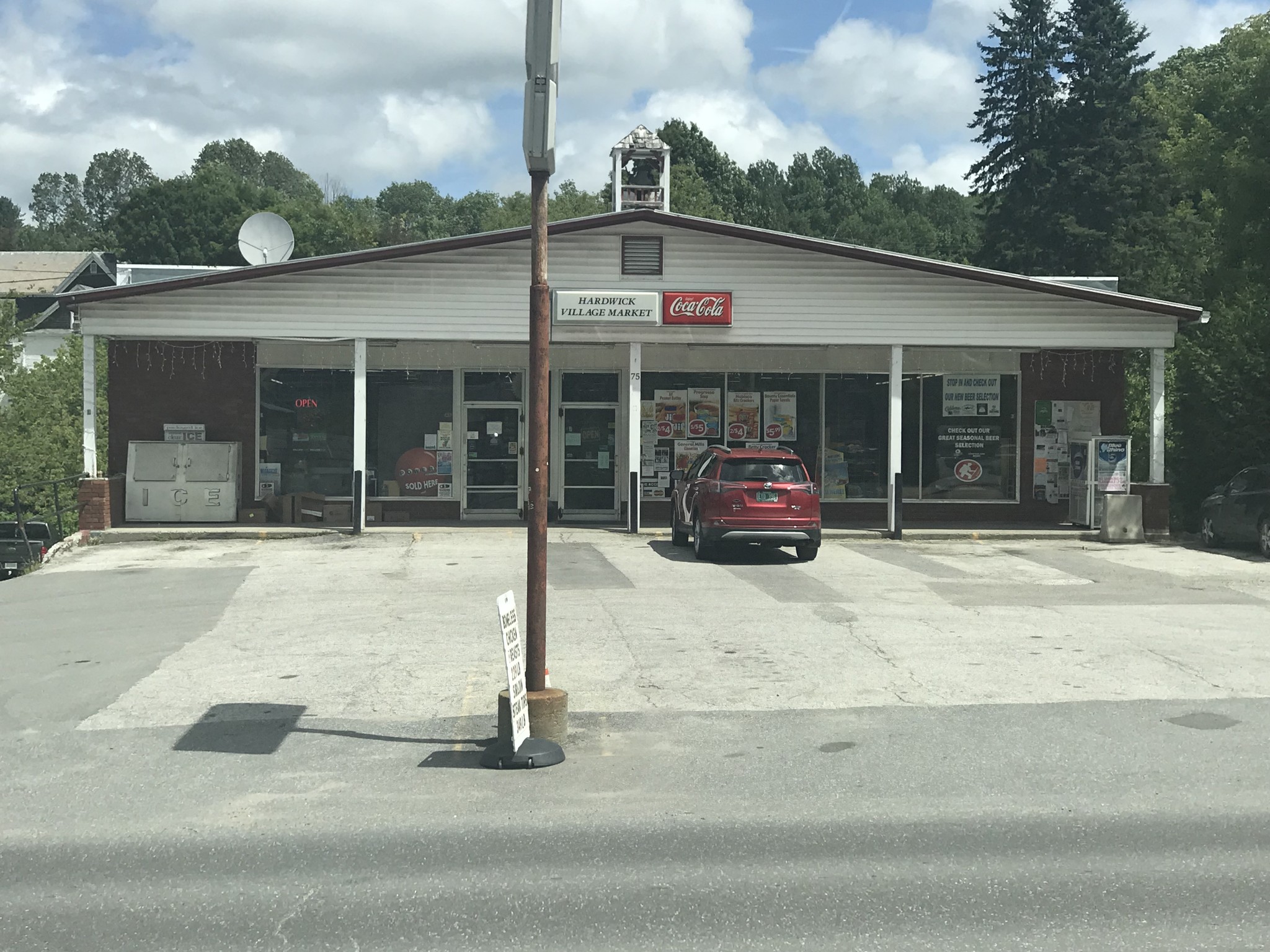 75 Mill St, Hardwick, VT for sale Primary Photo- Image 1 of 1