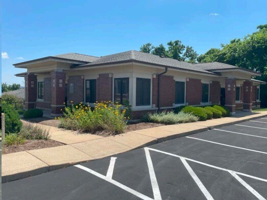 40 E North St, Eureka, MO for lease Primary Photo- Image 1 of 9