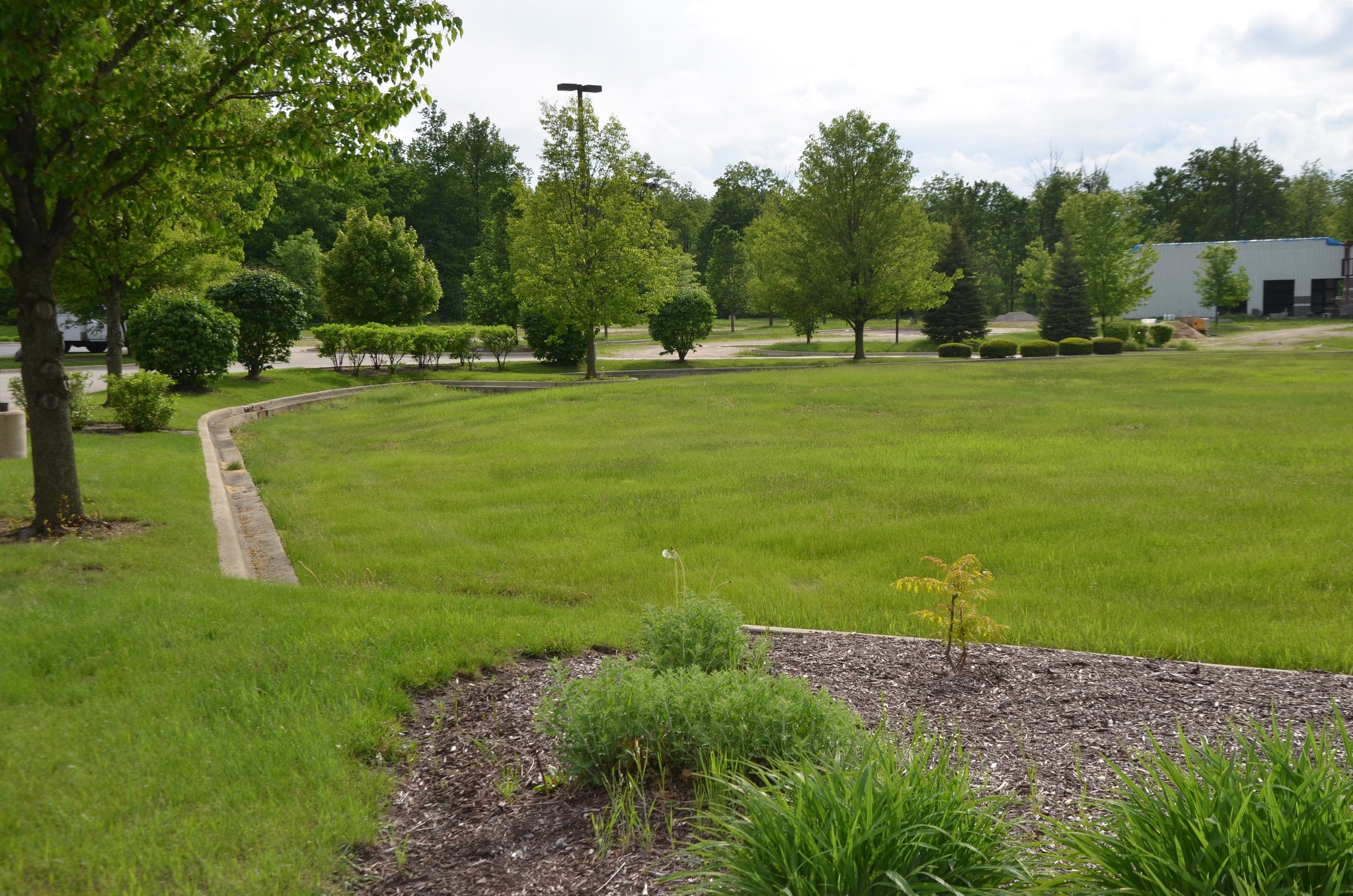 47 Saravanos Dr, Yorkville, IL for sale Building Photo- Image 1 of 24