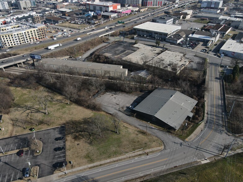 924 Vine St, Nashville, TN à vendre - Photo du bâtiment - Image 3 de 11