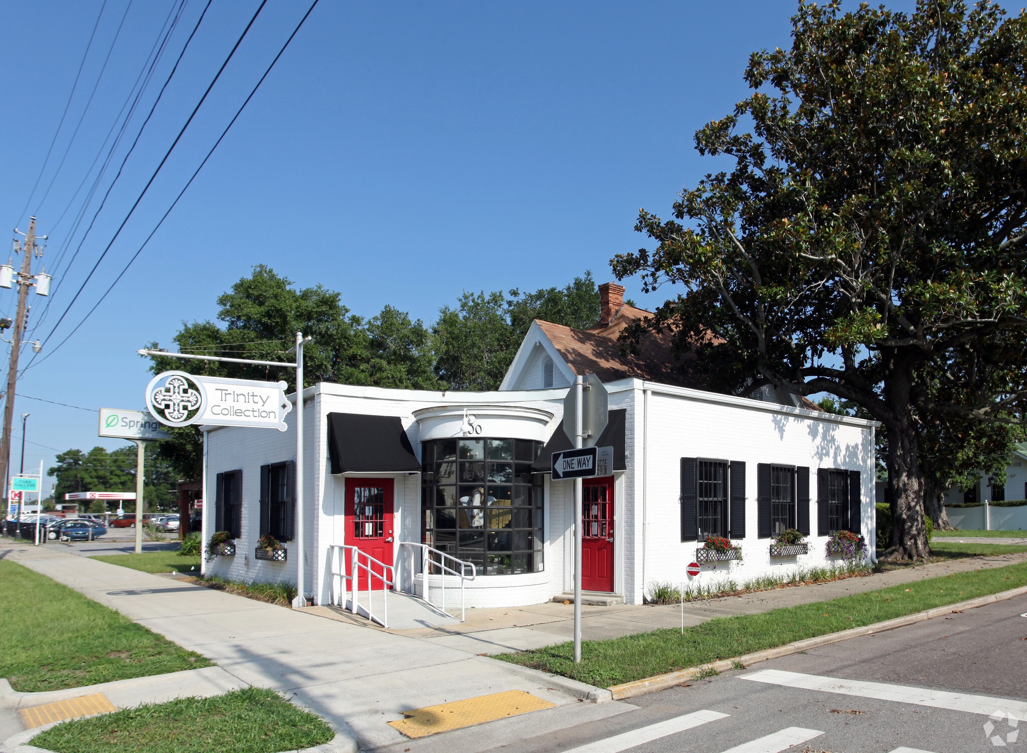 700 W Garden St, Pensacola, FL for lease Primary Photo- Image 1 of 99