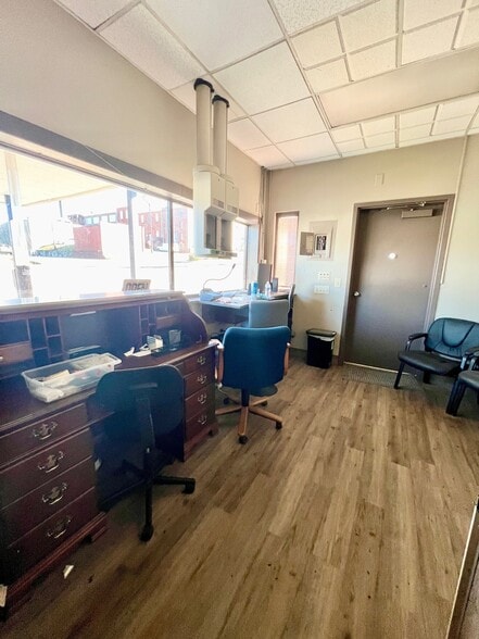 15 Main ave, Taylorsville, NC for lease - Building Photo - Image 2 of 6