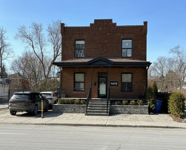 Plus de détails pour 510-512 Décarie Boul, Saint-Laurent, QC - Bureau à vendre