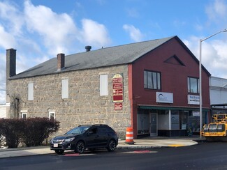 Plus de détails pour 78 Main St, Ware, MA - Vente au détail à louer