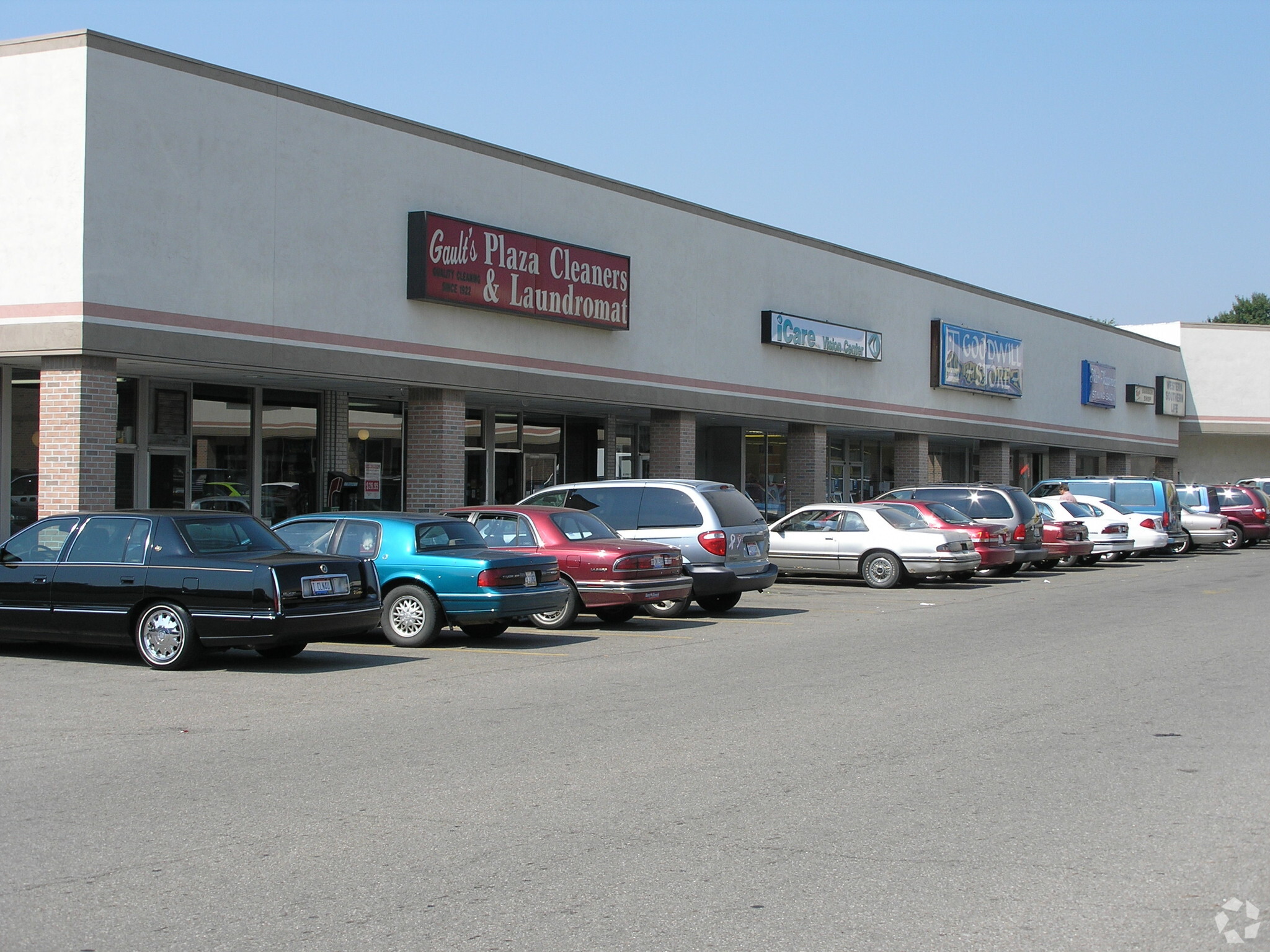 855 Coshocton Rd, Mount Vernon, OH for lease Primary Photo- Image 1 of 3