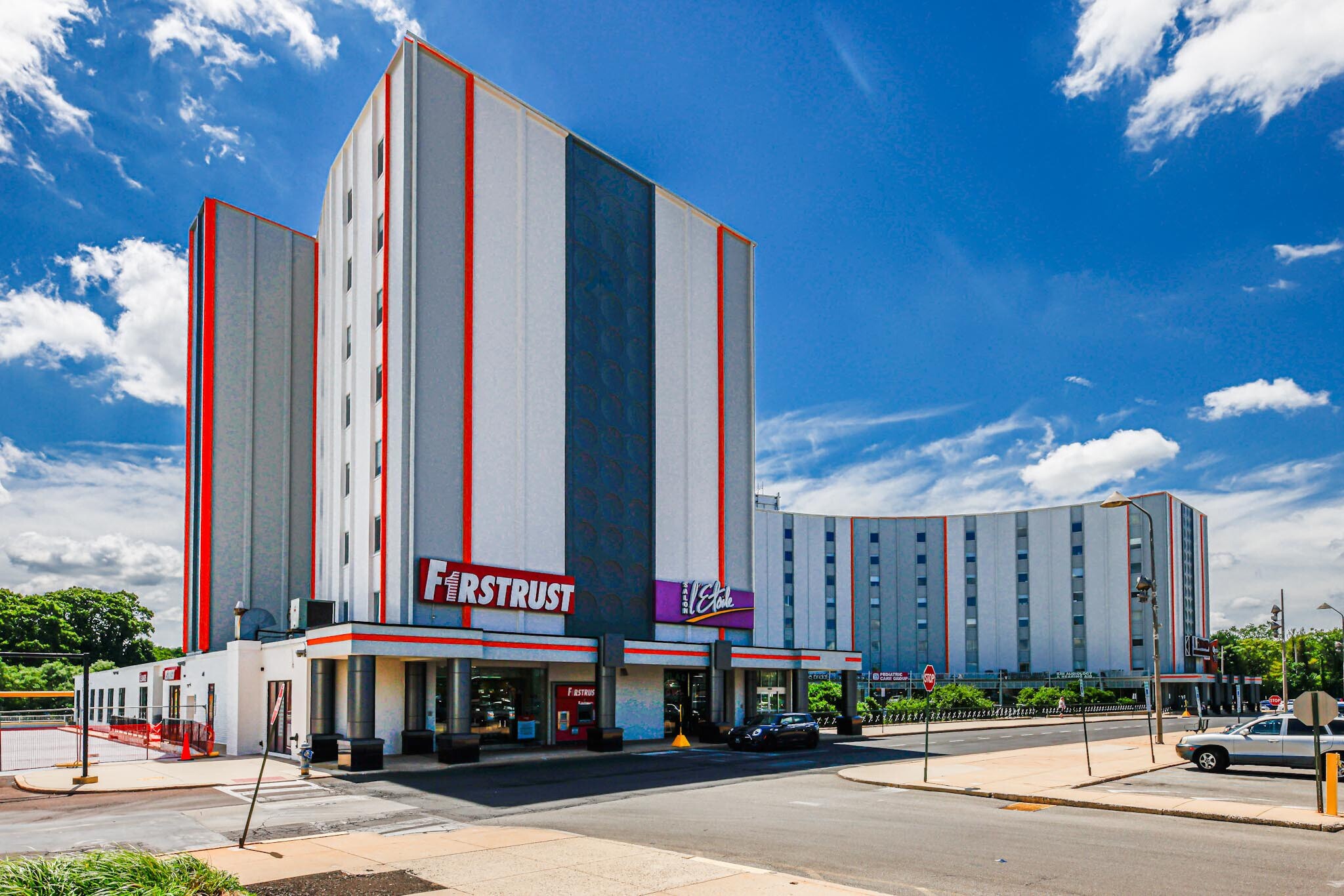 261 Old York Rd, Jenkintown, PA à louer Photo du bâtiment- Image 1 de 37