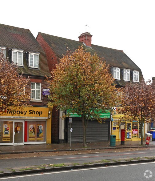 742 Sidcup Rd, Londres à louer - Photo du bâtiment - Image 2 de 2