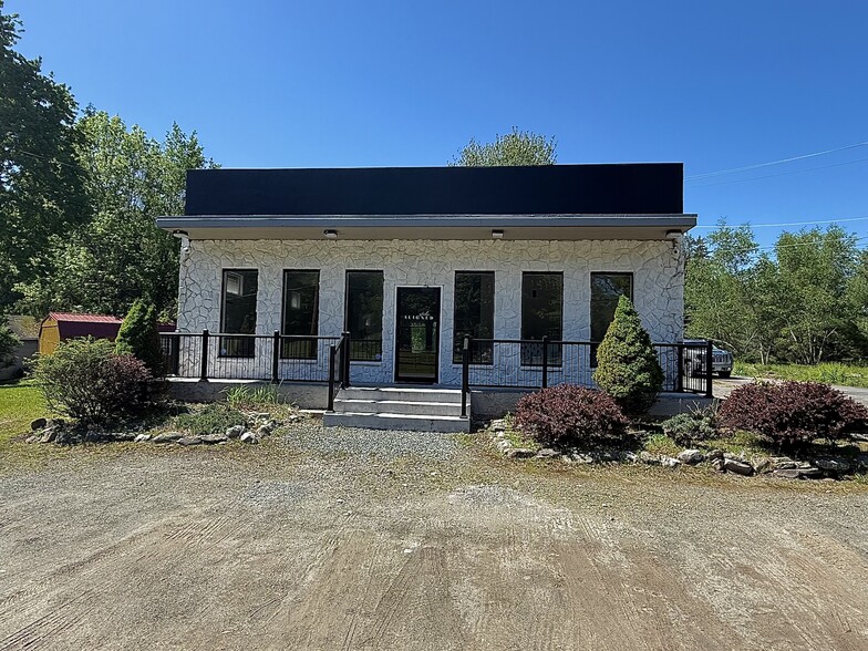 84 Cimarron Rd, Monticello, NY for sale - Building Photo - Image 3 of 9
