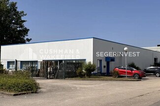 Plus de détails pour Local d'activités à louer