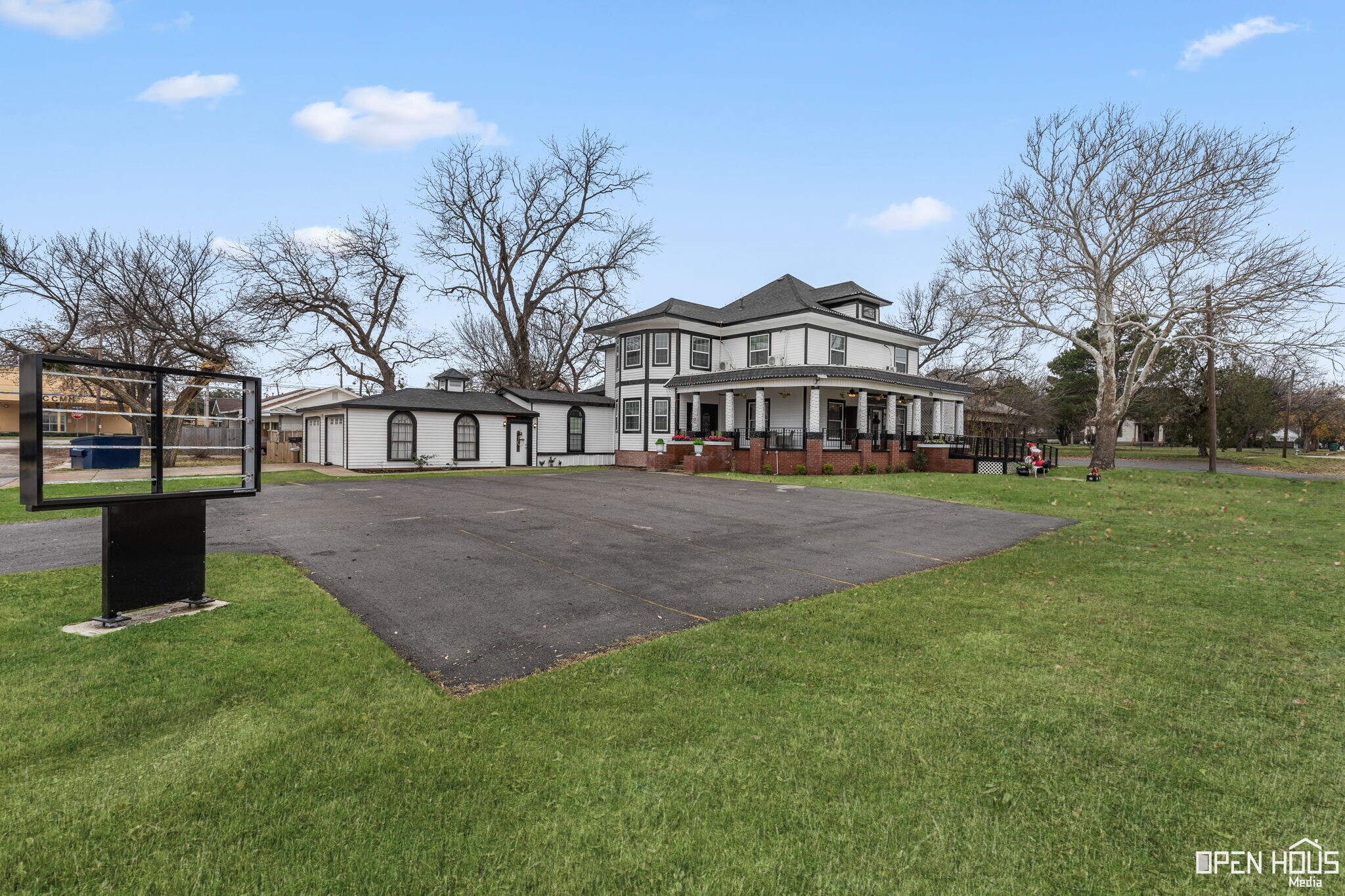 405 W Gilbert St, Henrietta, TX à vendre Photo principale- Image 1 de 80