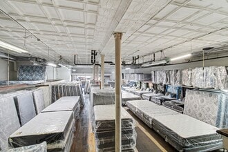 904 Rice St, Saint Paul, MN for lease Interior Photo- Image 2 of 6