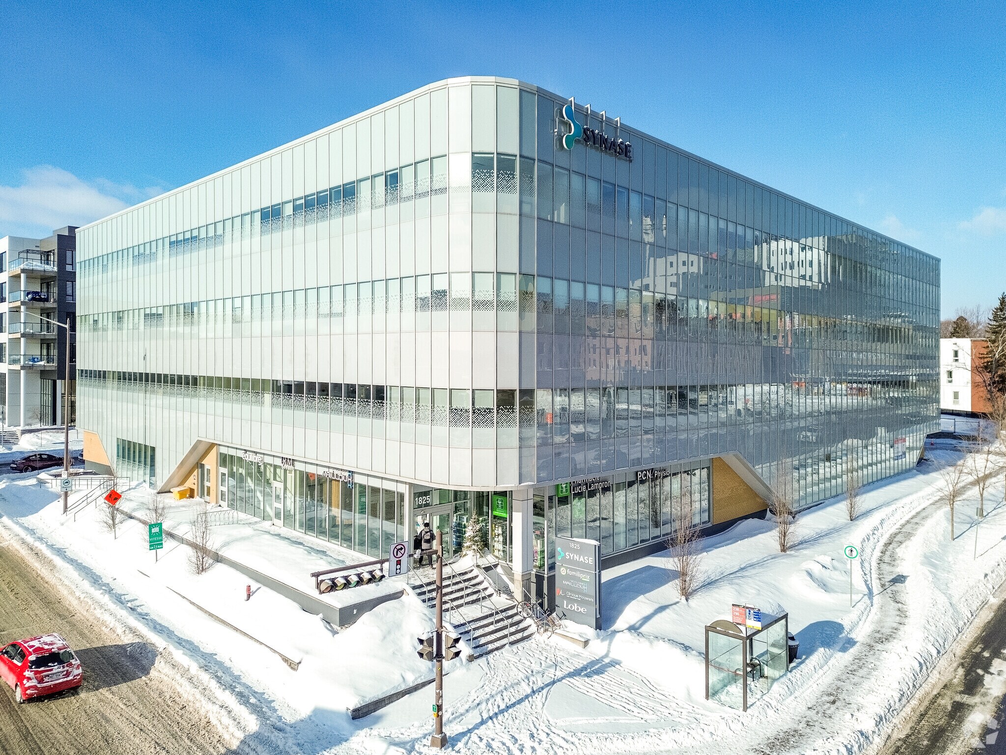 1825 Boul Henri-Bourassa, Québec, QC for lease Primary Photo- Image 1 of 5