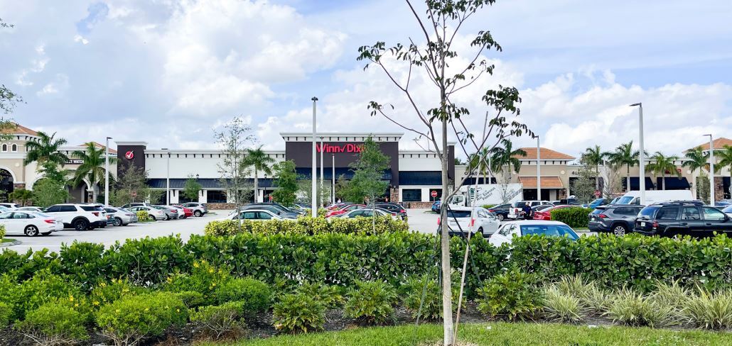 8811 W Boynton Beach Blvd, Boynton Beach, FL for lease Building Photo- Image 1 of 7