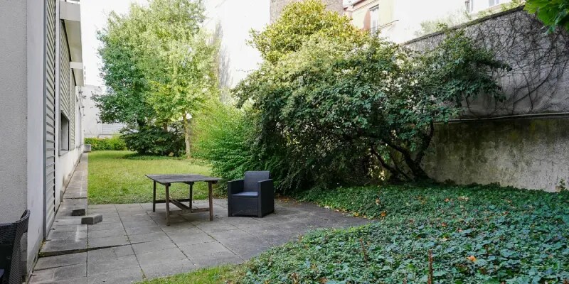 Bureau dans Saint-Ouen à louer - Photo du bâtiment - Image 3 de 3