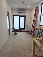 223 E 80th St, New York, NY à louer Photo intérieure- Image 2 de 2