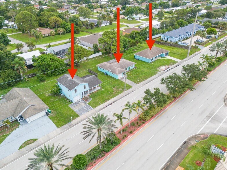 573 SE Port St Lucie Blvd, Port Saint Lucie, FL for sale - Aerial - Image 2 of 4