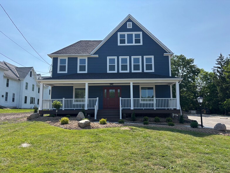 45 N Chillicothe Rd, Aurora, OH à louer - Photo du bâtiment - Image 1 de 27