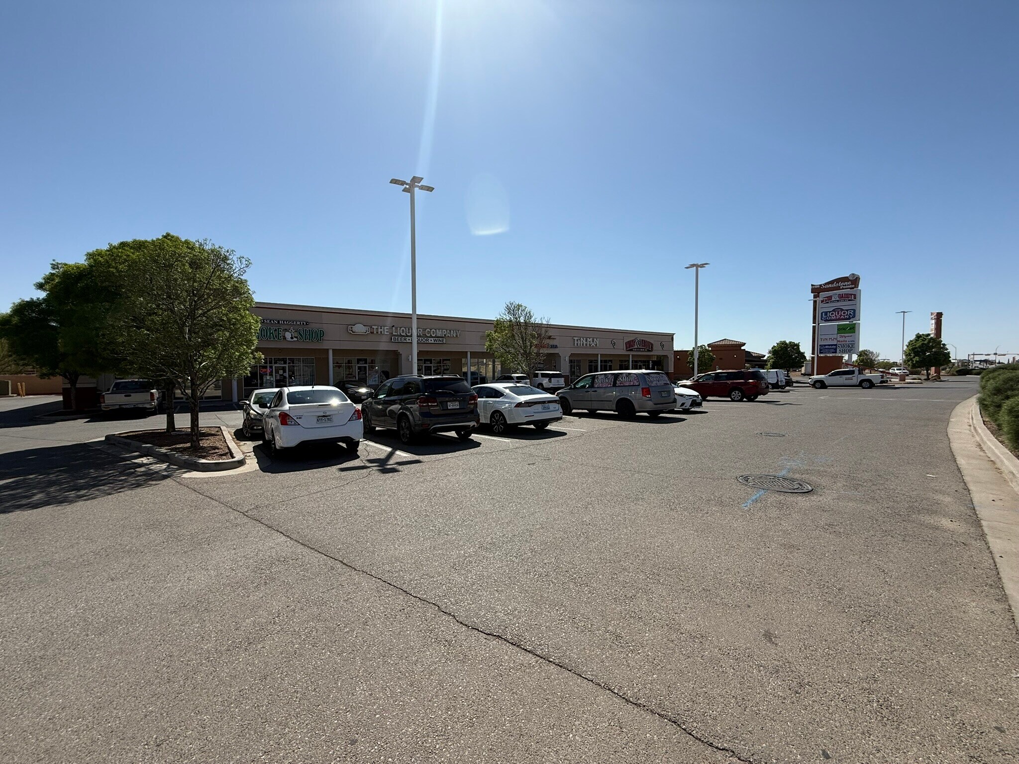 11100 Sean Haggerty Dr, El Paso, TX à louer Photo principale- Image 1 de 2