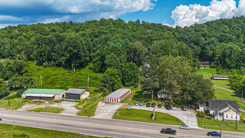 2182 Georgia Road portfolio of 2 properties for sale on LoopNet.ca - Primary Photo - Image 2 of 2