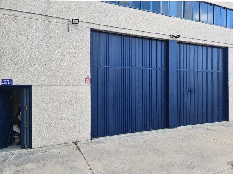 Industrial in Leganés, Madrid for sale - Building Photo - Image 1 of 11
