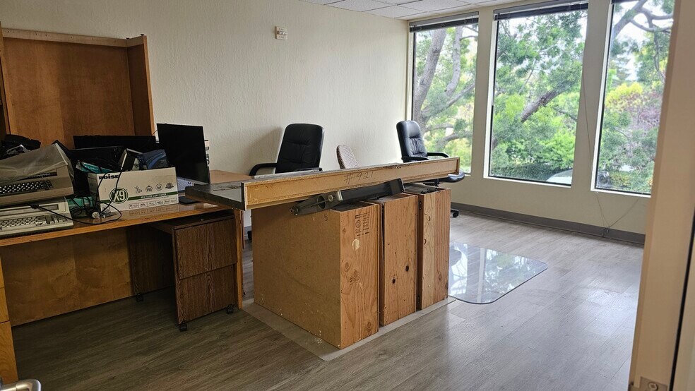 2542 S Bascom Ave, Campbell, CA à louer - Photo intérieure - Image 3 de 14