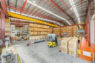 112 Harvey St, Eagle Farm for lease Interior Photo- Image 2 of 6