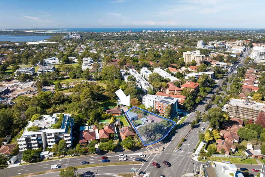 328 Taren Point Rd, Caringbah for sale - Aerial - Image 2 of 5