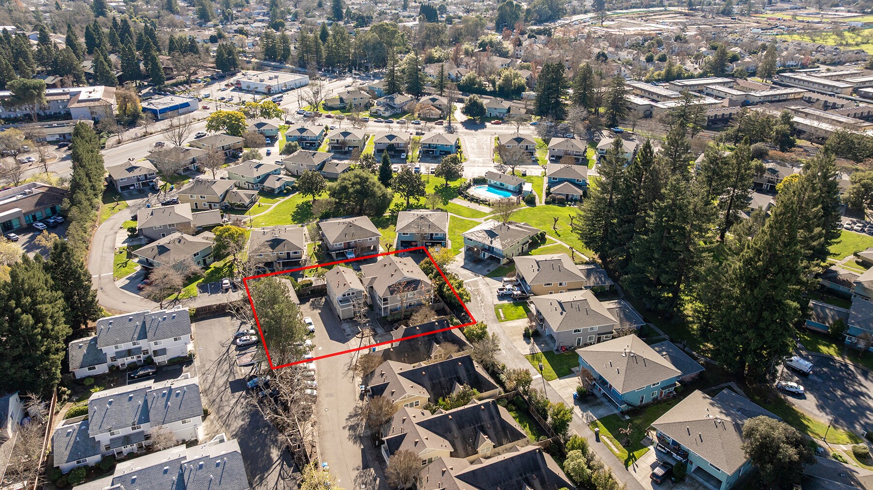 2131 Naomi Pl, Santa Rosa, CA à vendre Photo principale- Image 1 de 21