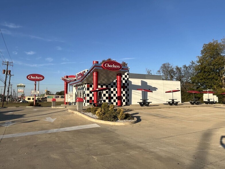 6720 Highway 45 Alt S, West Point, MS à vendre - Photo du bâtiment - Image 2 de 24