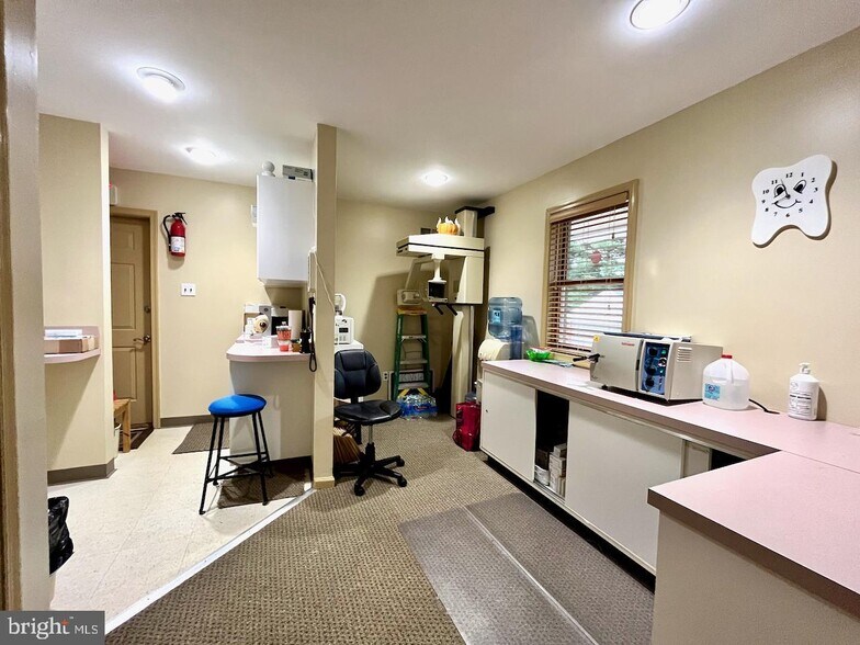 10 Shady ln, Rockledge, PA à vendre - Photo intérieure - Image 2 de 20