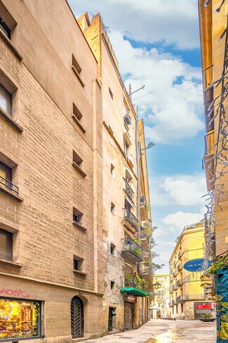 Plus de détails pour Commerce de détail à louer