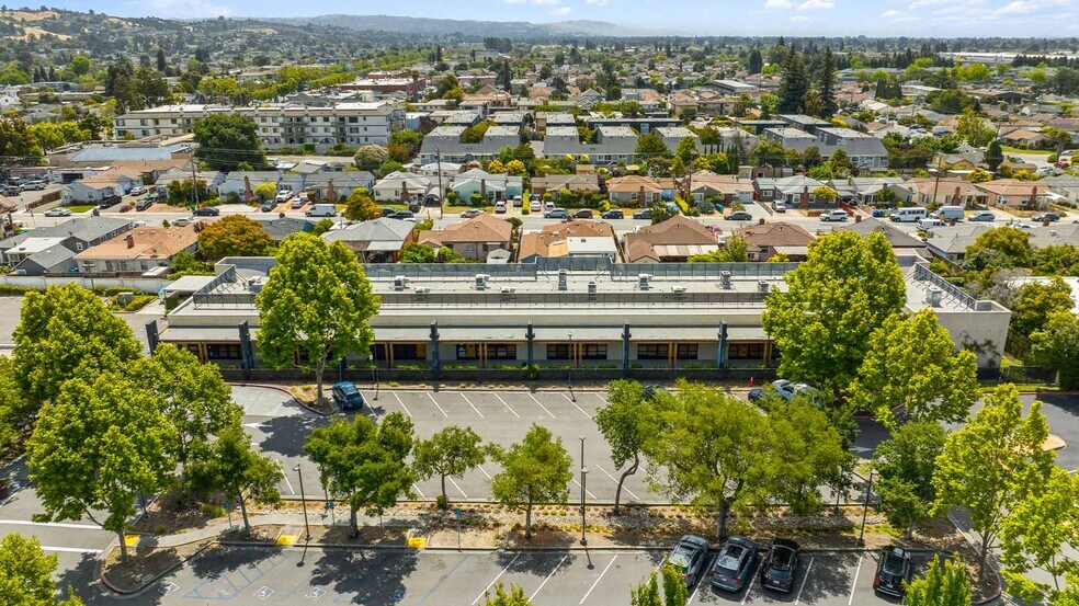 13939 E 14th St, San Leandro, CA à vendre - Photo du bâtiment - Image 1 de 4