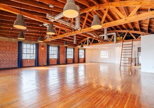 2121 W Sunset Blvd, Los Angeles, CA for lease Interior Photo- Image 1 of 15