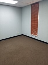 5350 S Western Ave, Oklahoma City, OK à louer Photo intérieure- Image 2 de 4