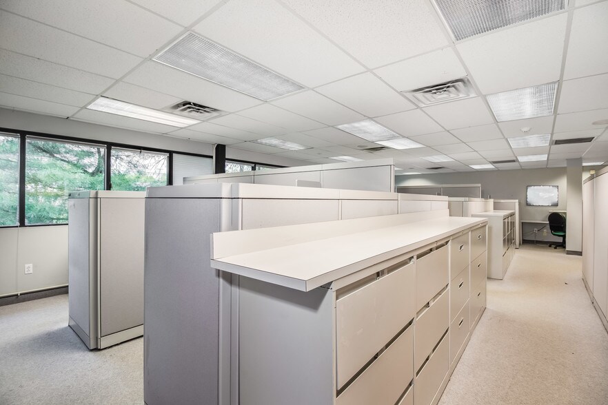 69 Readington Rd, Branchburg, NJ à vendre - Photo intérieure - Image 3 de 38