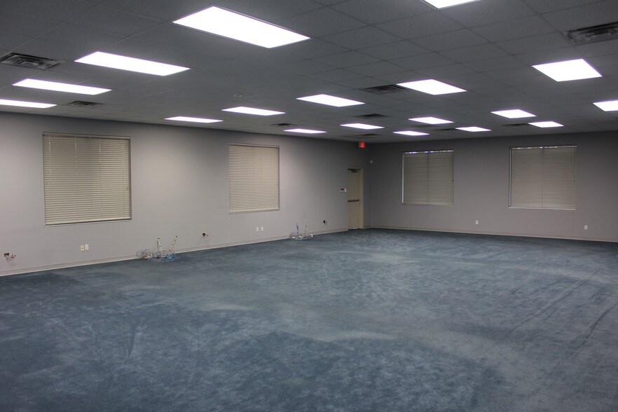 2170 Interstate 20 W, Arlington, TX à louer - Photo du bâtiment - Image 3 de 5