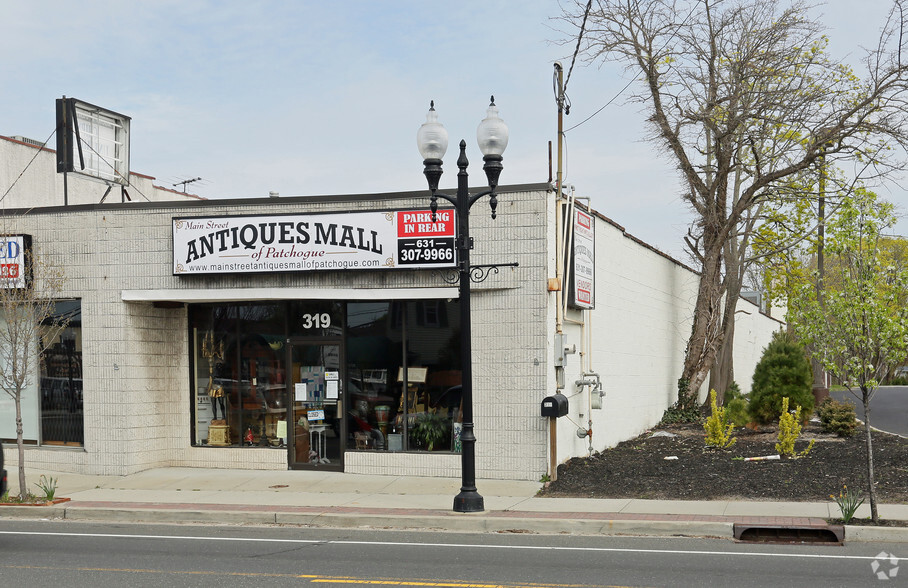 319 E Main St, Patchogue, NY for sale - Primary Photo - Image 1 of 1